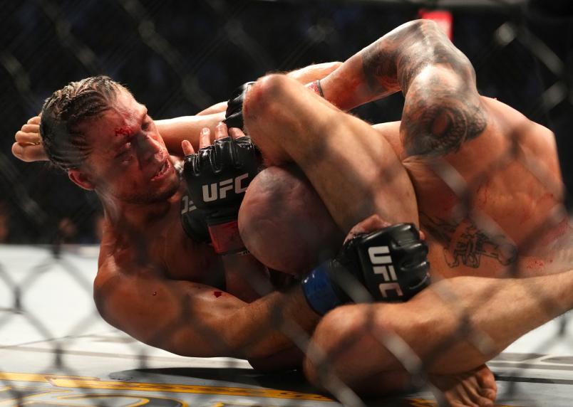 Alexander Volkanovski vs Brian Ortega